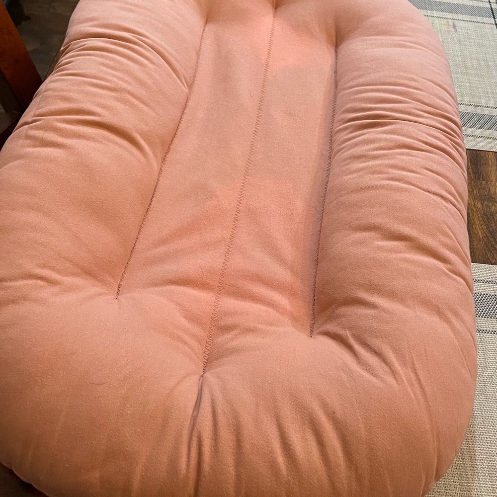 Snuggle me lounger